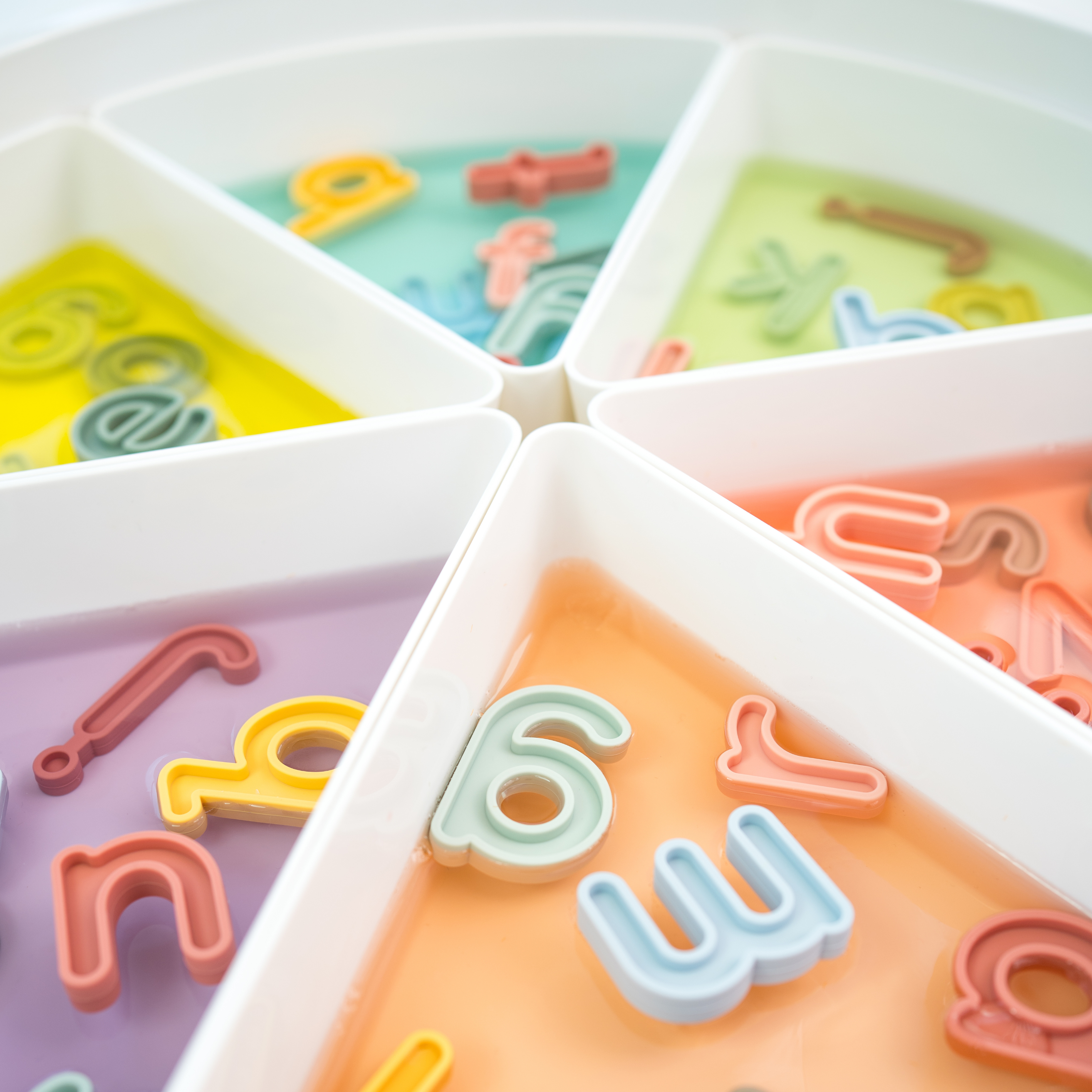 Stave ord - sett med små bokstaver a - z (57 bokstaver)