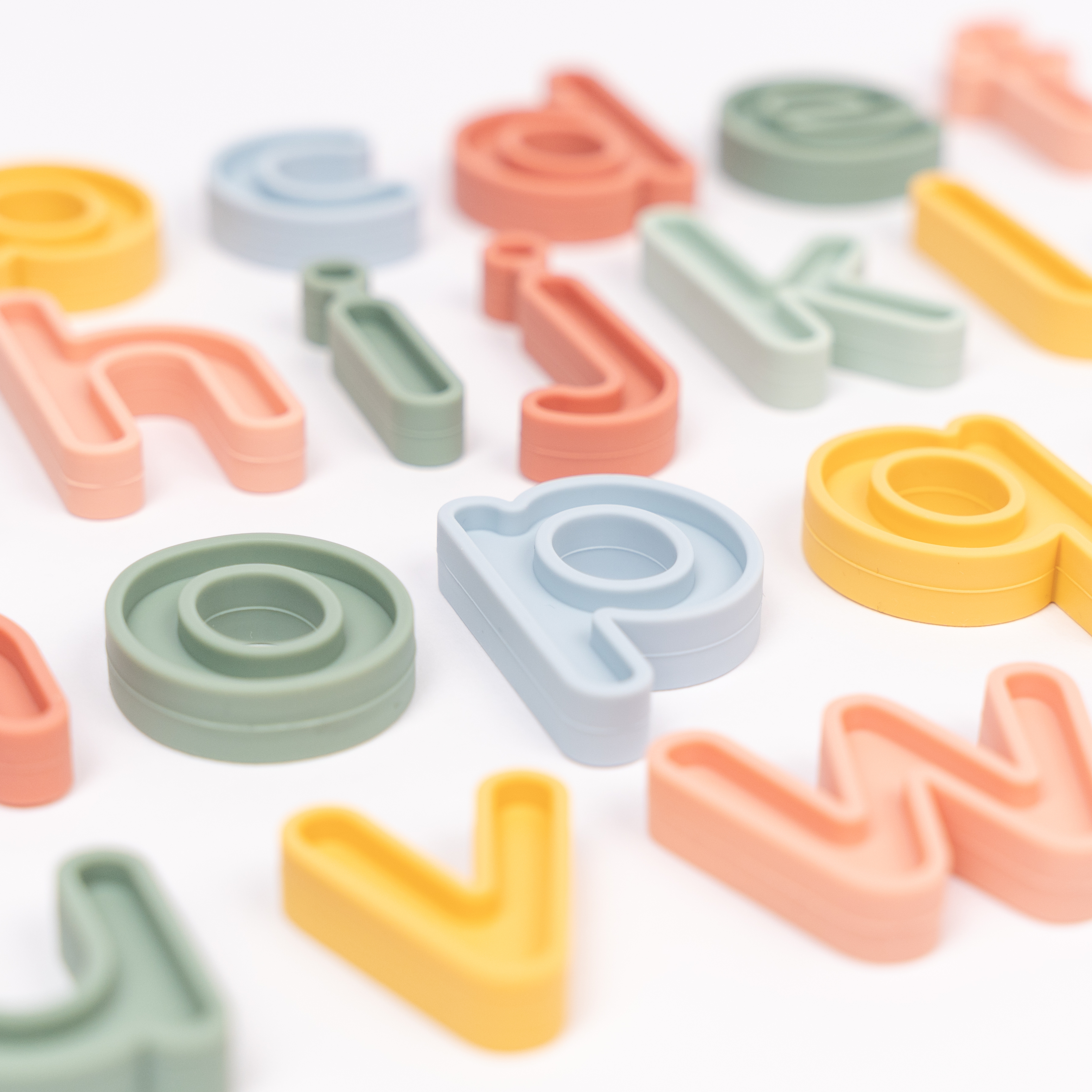 Stave ord - sett med små bokstaver a - z (57 bokstaver)