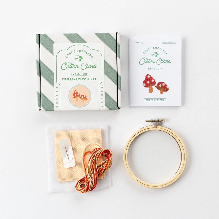 Mini-korsstingsett med rød fluesopp