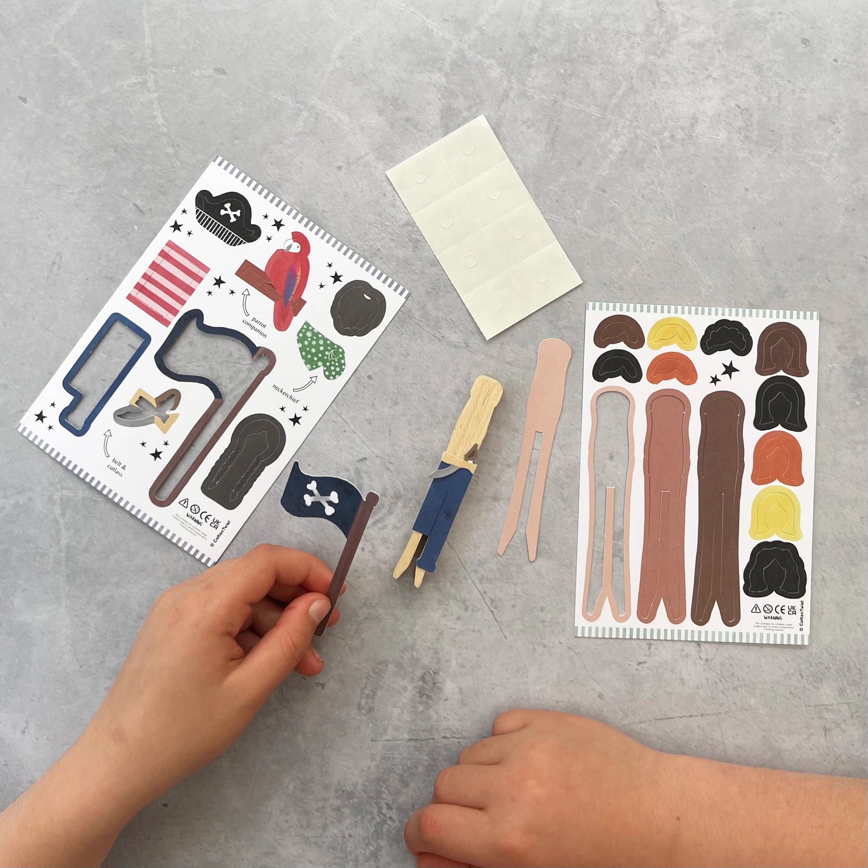 Lag din egen pirat papirdukke