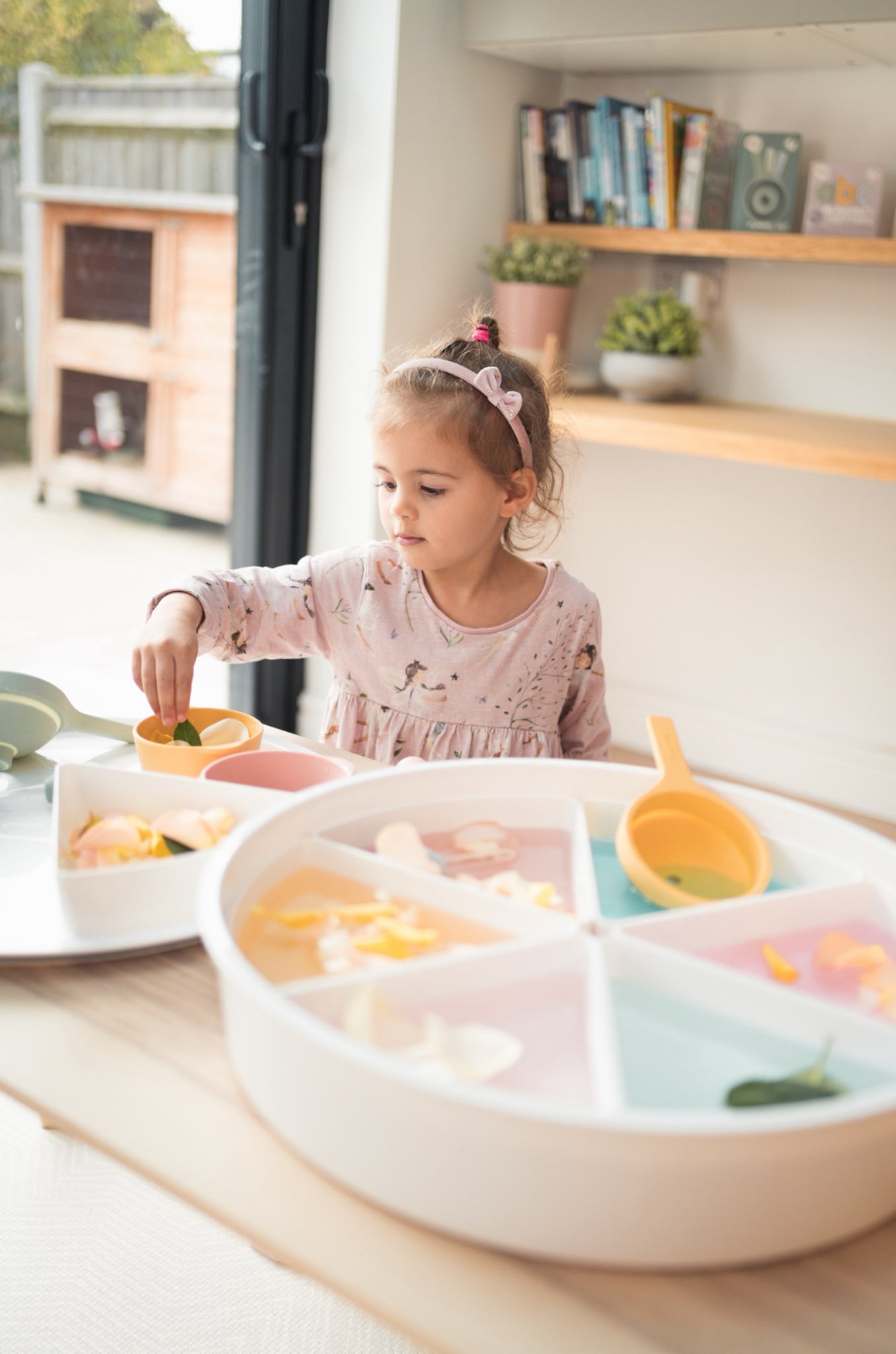 Aktivitetskort med oppskrifter (3+) til sanselek (engelsk)