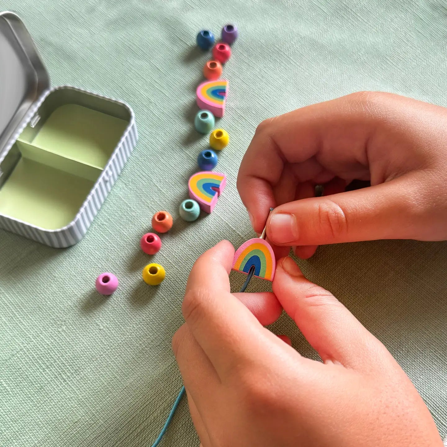 Regnbue armbånd gavesett mini