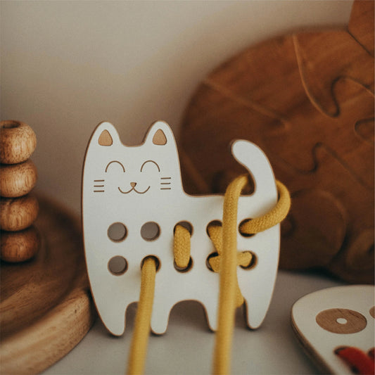 Montessori snøreleke - Katt