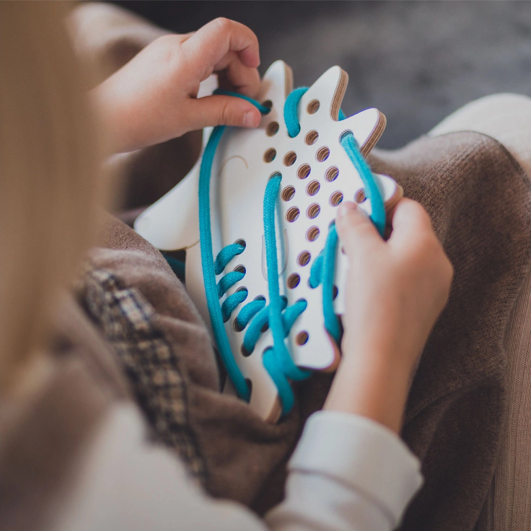 Montessori Snøreleke pinnsvin