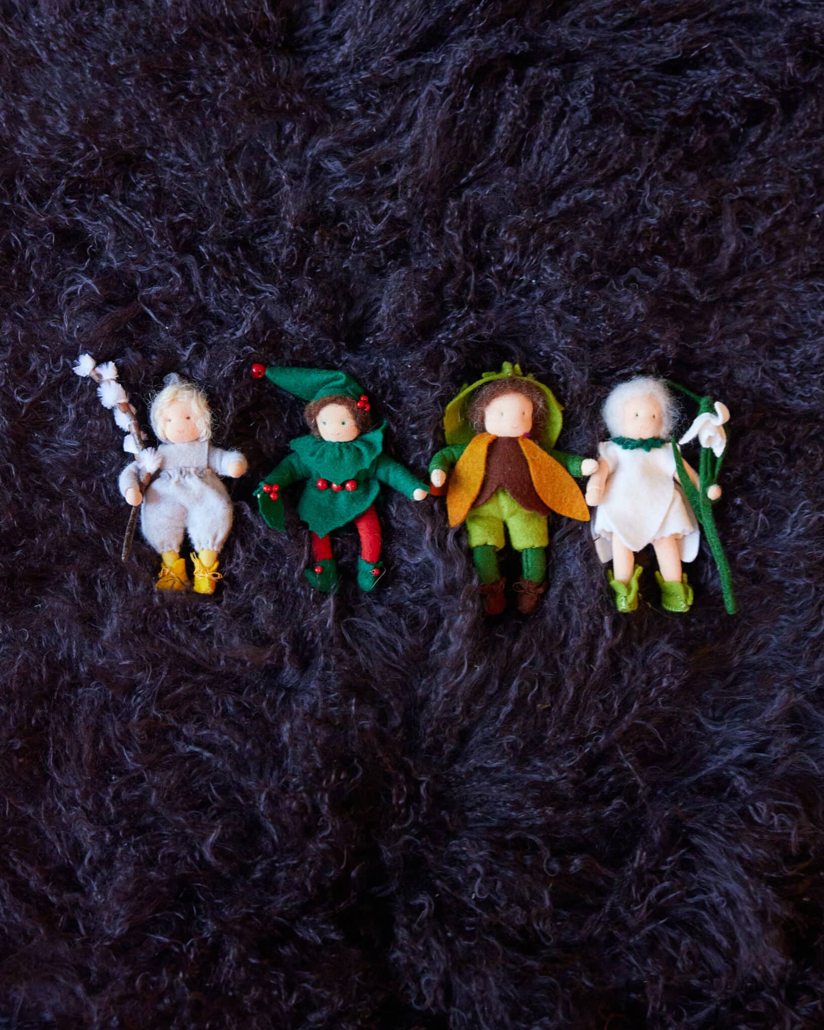 Kastanje Blomsterbarn – dukkesett, 12 cm