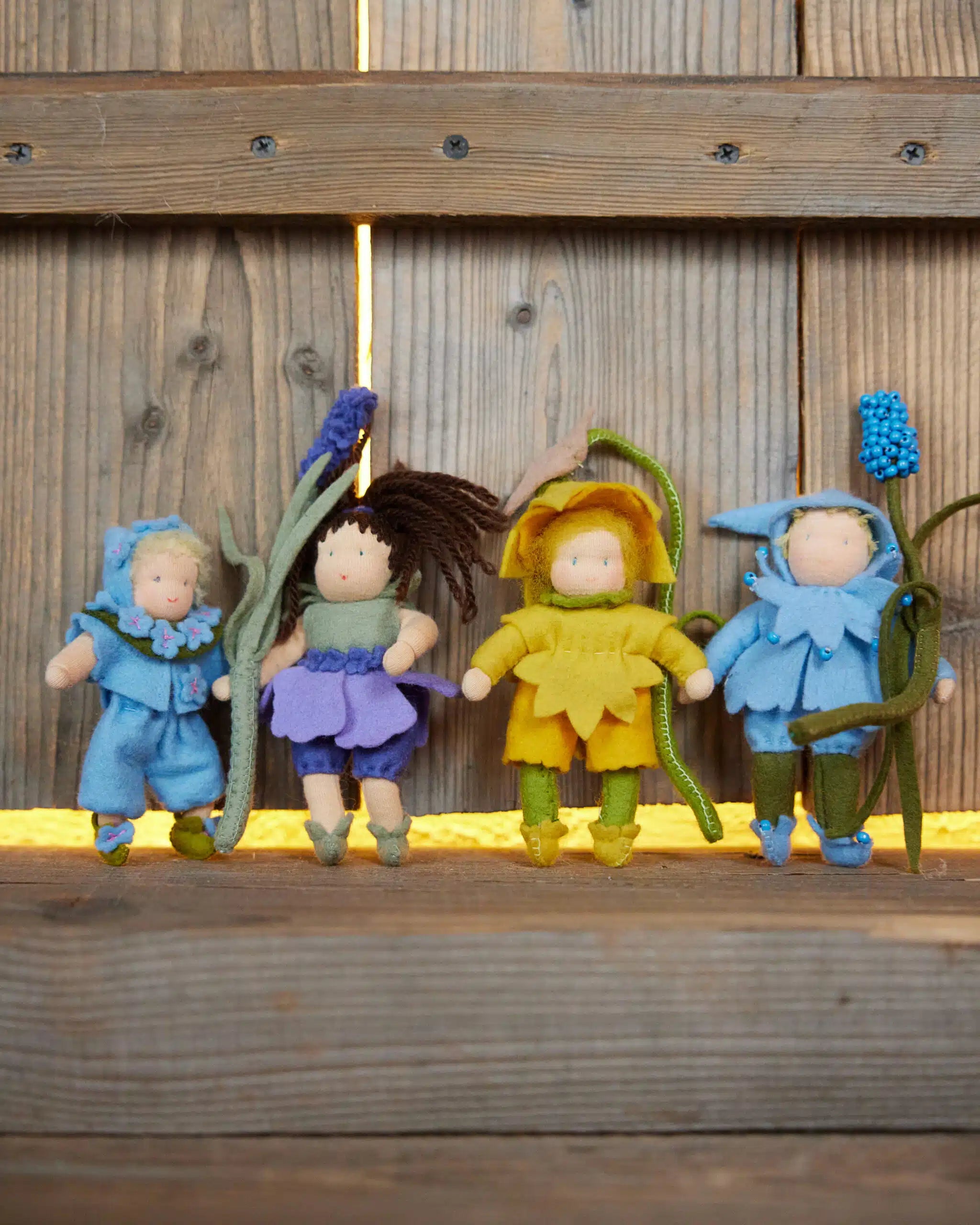 Narsiss Blomsterbarn – dukkesett, 12 cm